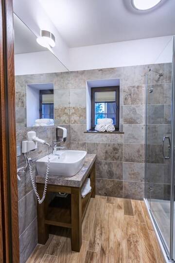 Фото номера Номер-студио Отель Hotel &amp; Spa **** Kasztel Uniejów г. Унеюв 2