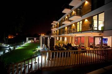 Фотографии Отель Hotel Uniejów г. Унеюв (Польша) №4 Фото Отель Hotel Uniejów г. Унеюв 4